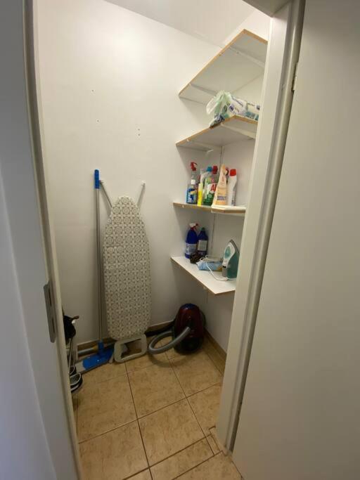 Augsburger Wohnung In Klinikum-Naehe Buitenkant foto