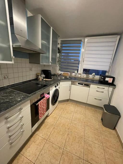 Augsburger Wohnung In Klinikum-Naehe Buitenkant foto
